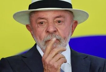 Lula critica detenção de ativista brasileiro em Israel e aponta ilegalidade