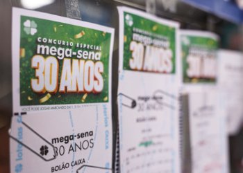 Mega 30 anos: sorteio especial de R$ 320 milhões acontece neste domingo