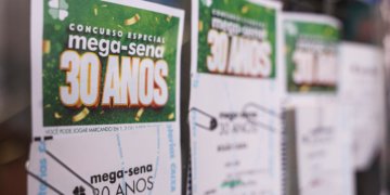 Mega 30 anos: sorteio especial de R$ 320 milhões acontece neste domingo