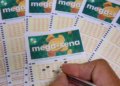 Mega-Sena acumula e prêmio chega a marca histórica de R$ 300 milhões