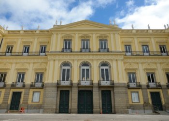 Museu Nacional recupera negativos raros que sobreviveram a incêndio