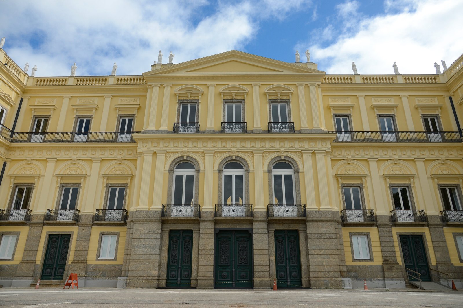 Museu Nacional recupera negativos raros que sobreviveram a incêndio