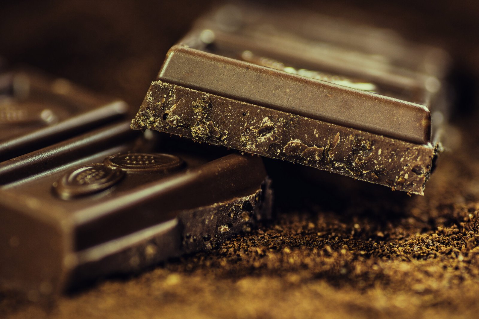 Nova lei estabelece teor mínimo de cacau e transparência nos rótulos de chocolates
