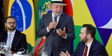 Novo Desenrola: como o uso do FGTS ajudará a quitar dívidas de brasileiros