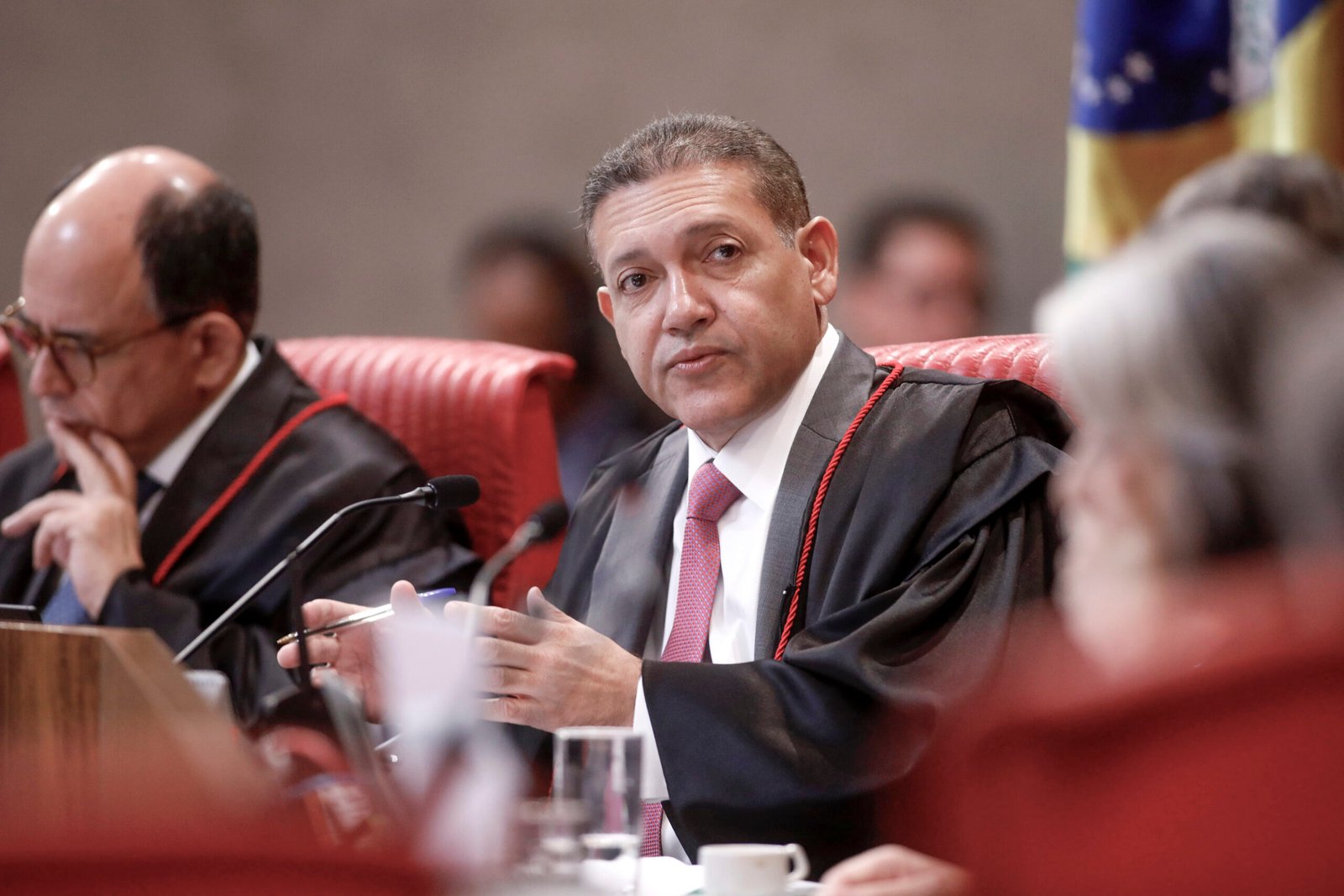 Nunes Marques será relator de revisão criminal que tenta anular pena de Bolsonaro