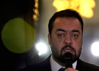 Operação sem refino mira cláudio castro e bloqueia R$ 52 bilhões