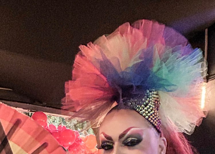 Parada LGBT+ de SP chega aos 30 anos sob ameaça de retrocesso e crise financeira