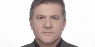 PF prende pai de Daniel Vorcaro por financiar milícia digital em nova fase da Compliance