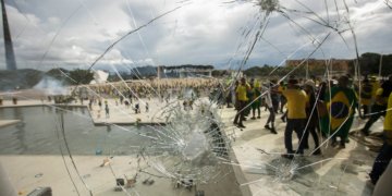 PL da Dosimetria: Derrubada de veto impacta penas do 8 de Janeiro e regimes prisionais