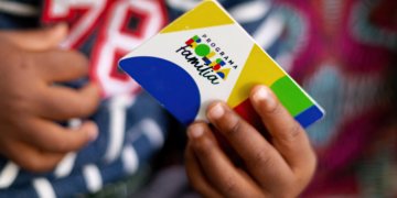 Programas sociais atendem 18 milhões de famílias brasileiras em 2025