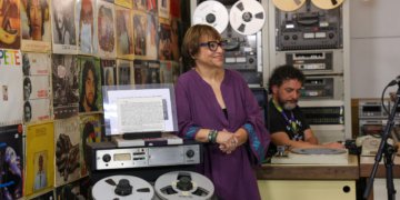Rádio Nacional celebra o Dia das Mães com programação especial neste domingo