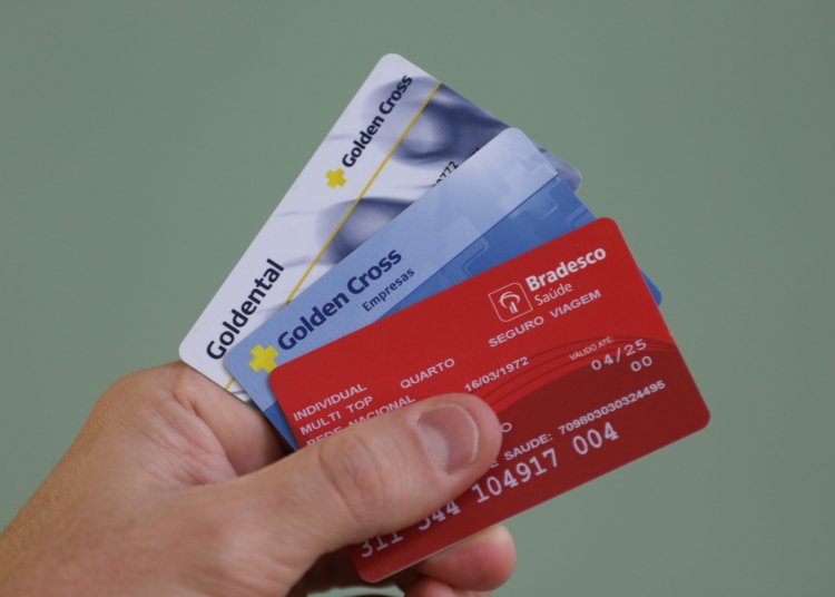 Reajuste de planos de saúde coletivos cai para 9,9% em 2026