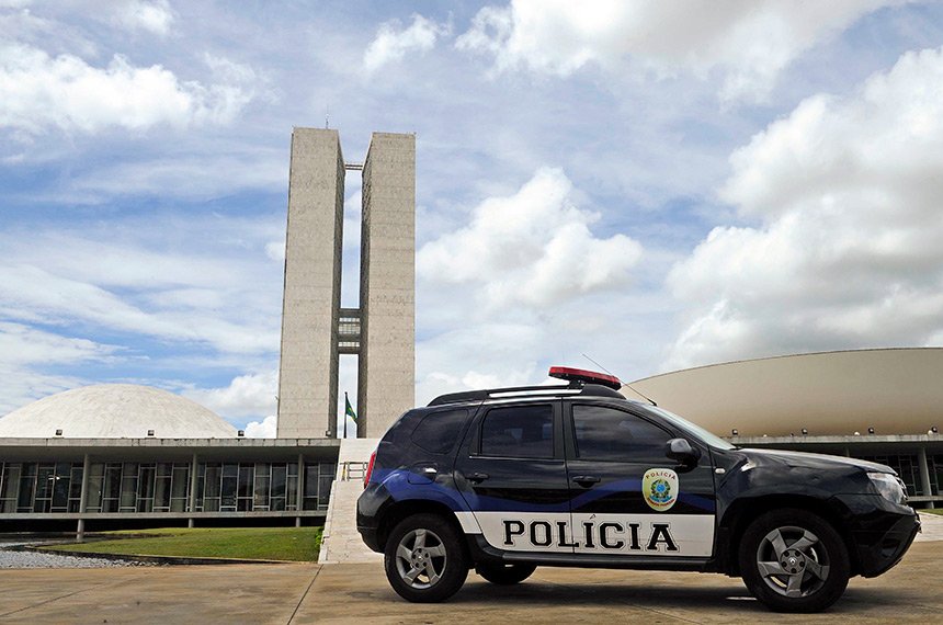Senado analisa projeto que endurece penas contra ataques a agentes de segurança