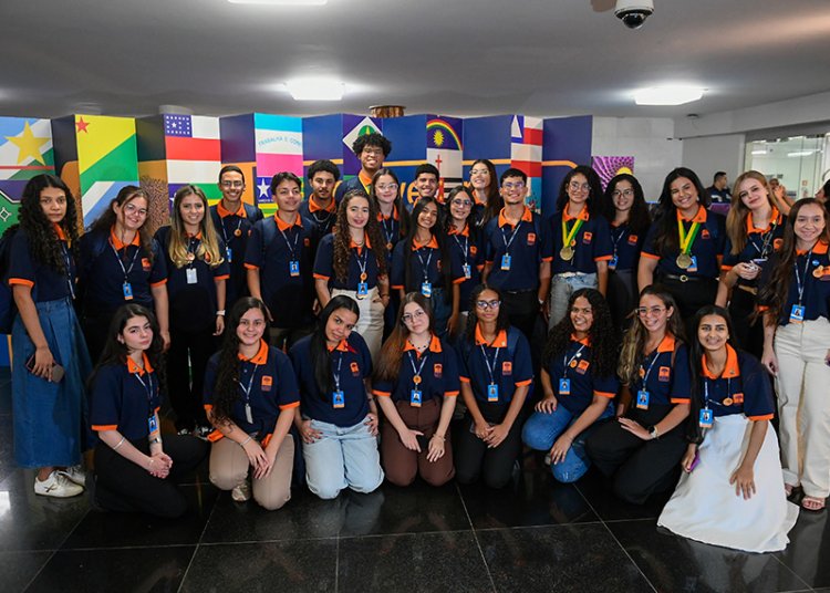 Senado apresenta ações em seminário sobre cidadania na escola