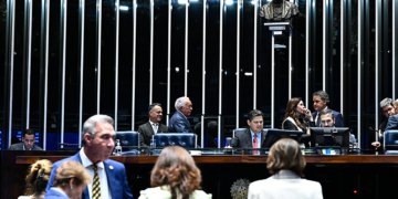 Senado aprova avaliação anual da saúde da mulher; projeto volta à Câmara