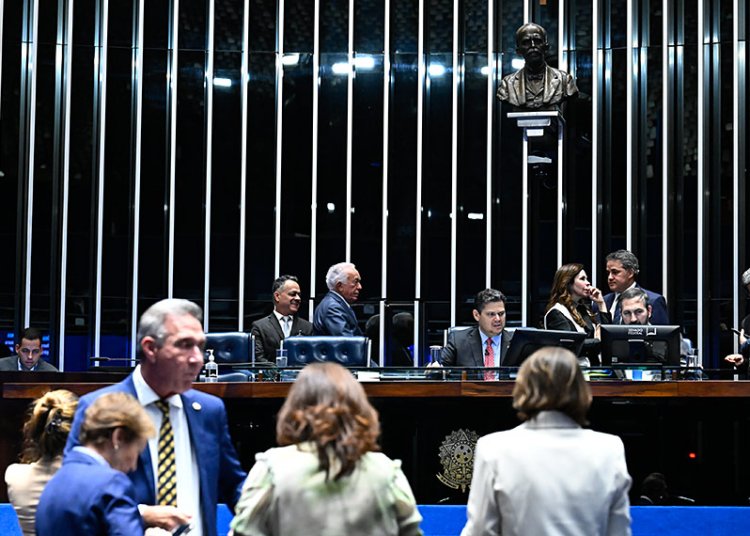 Senado aprova avaliação anual da saúde da mulher; projeto volta à Câmara