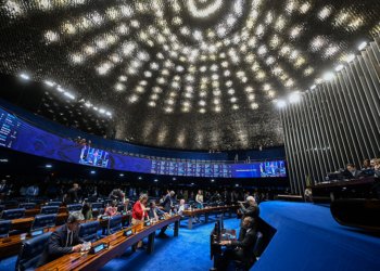 Senado aprova voto de repúdio contra falas capacitistas de ex-secretário