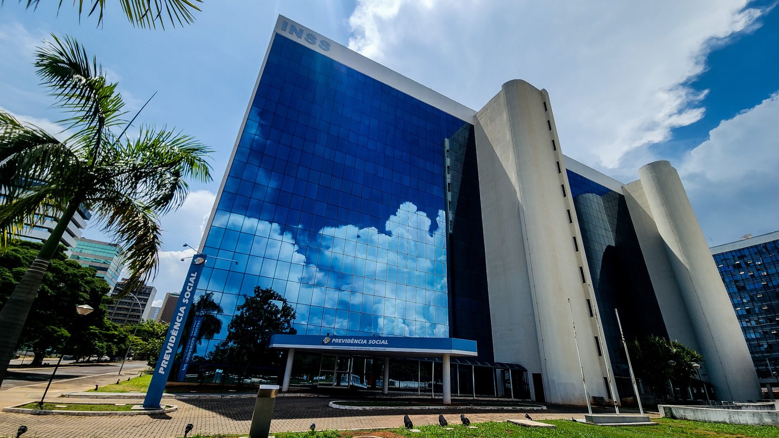 STF barra novo recurso e mantém derrota na revisão da vida toda do INSS