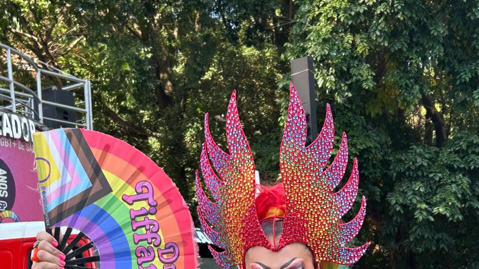 30ª parada do orgulho LGBT+ de São Paulo exige compromisso nas urnas e reúne multidão