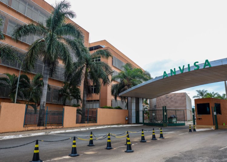 ANVISA suspende 28 lotes de antibióticos e soro e evita riscos graves à saúde dos pacientes