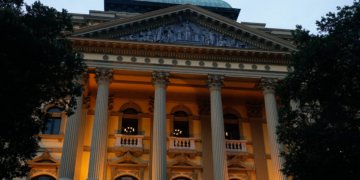 Biblioteca Nacional distribui 390 mil reais em prêmio para autores de obras inéditas no país