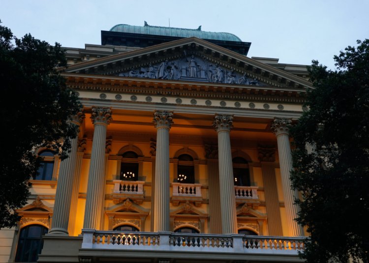 Biblioteca Nacional distribui 390 mil reais em prêmio para autores de obras inéditas no país