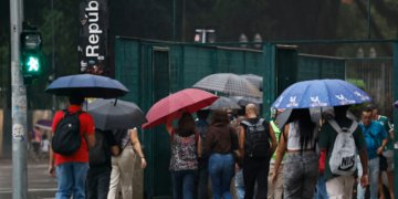 Chuvas avançam por todo o país e termômetros despencam para até 6°C no Sudeste