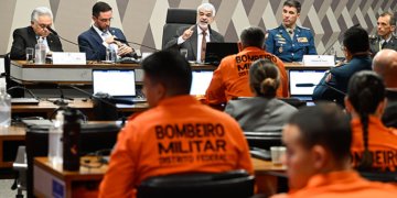 Comissão de assuntos sociais debate destinação de verbas da saúde para corpos de bombeiros