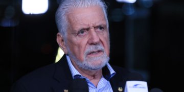 Investigação da Polícia Federal aponta recebimento de vantagens pelo senador Jaques Wagner