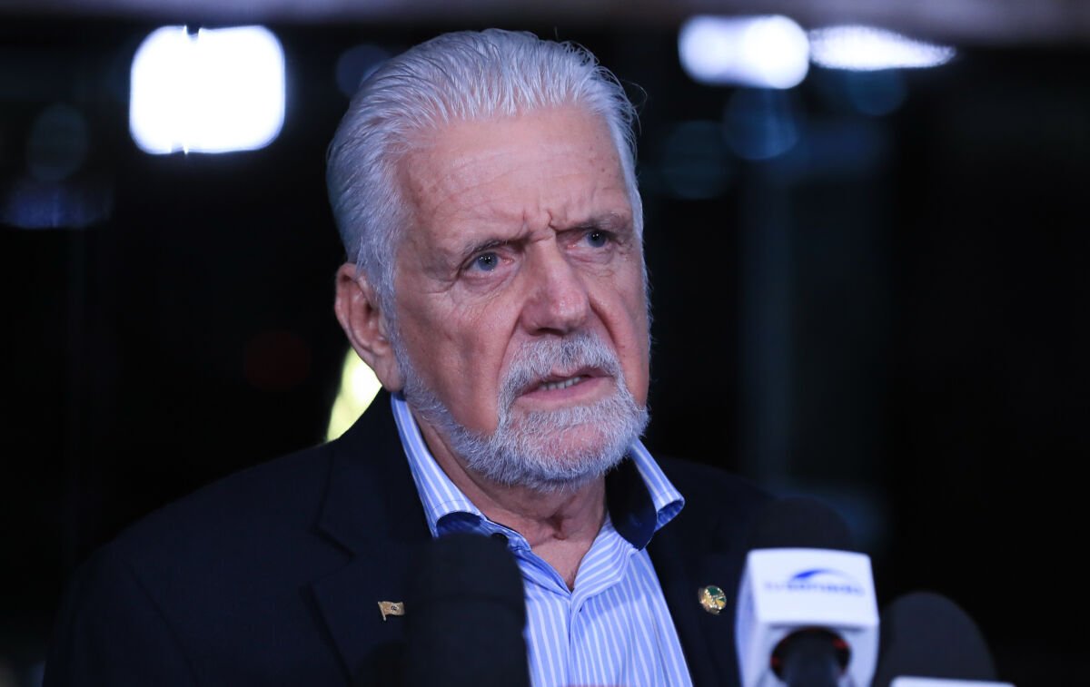 Investigação da Polícia Federal aponta recebimento de vantagens pelo senador Jaques Wagner
