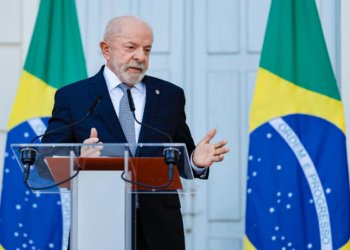Lula cobra respeito à soberania brasileira e reage a comentários de Donald Trump