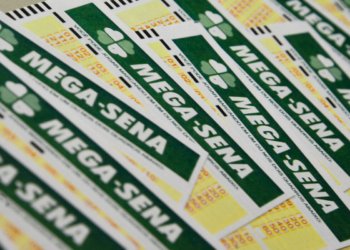 Mega-Sena pode pagar R$ 42 milhões para quem acertar as seis dezenas deste sábado