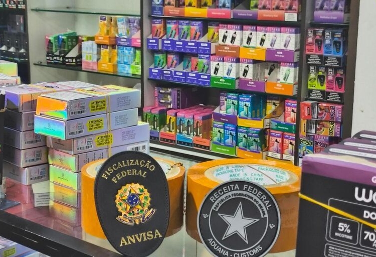 Operação retira 25 mil cigarros eletrônicos do mercado e reduz riscos graves à saúde pública