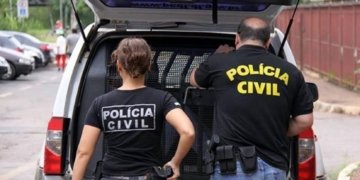 Polícia Civil do Distrito Federal investiga origem de arma atribuída a Jair Bolsonaro