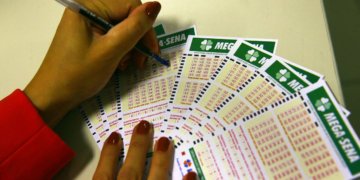 Prêmio da Mega-Sena sobe para R$ 12 milhões após concurso 3.017 terminar sem vencedores