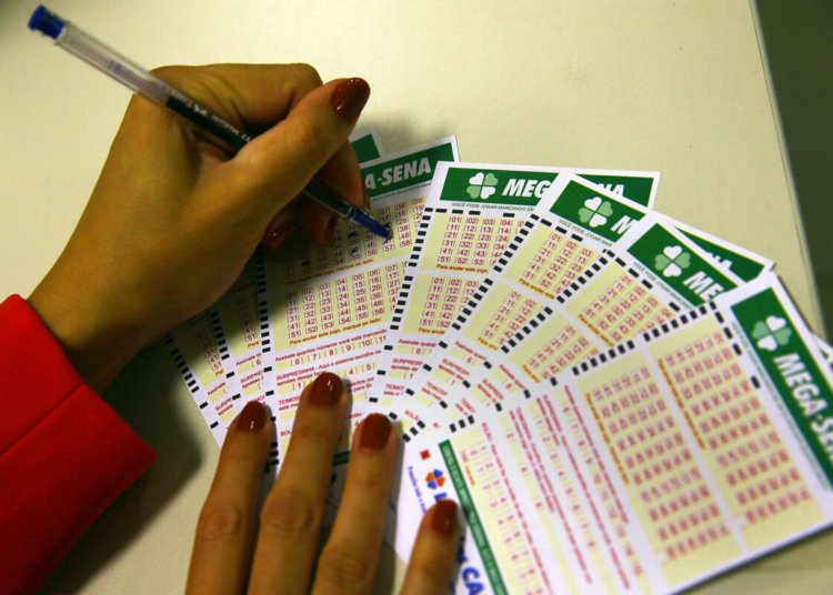 Prêmio da Mega-Sena sobe para R$ 12 milhões após concurso 3.017 terminar sem vencedores