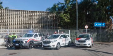 Viúva de motorista morto em atentado contra Vinicius Gritzbach relata drama financeiro no júri