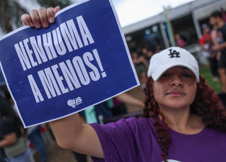Voz do Brasil destina 1 minuto diário para fortalecer combate à violência contra a mulher