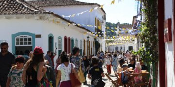 Angela Davis e Wole Soyinka lideram a programação gratuita do Sesc na Flip
