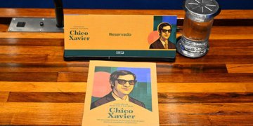 Entidades que combatem a vulnerabilidade social recebem a Comenda Chico Xavier no Senado