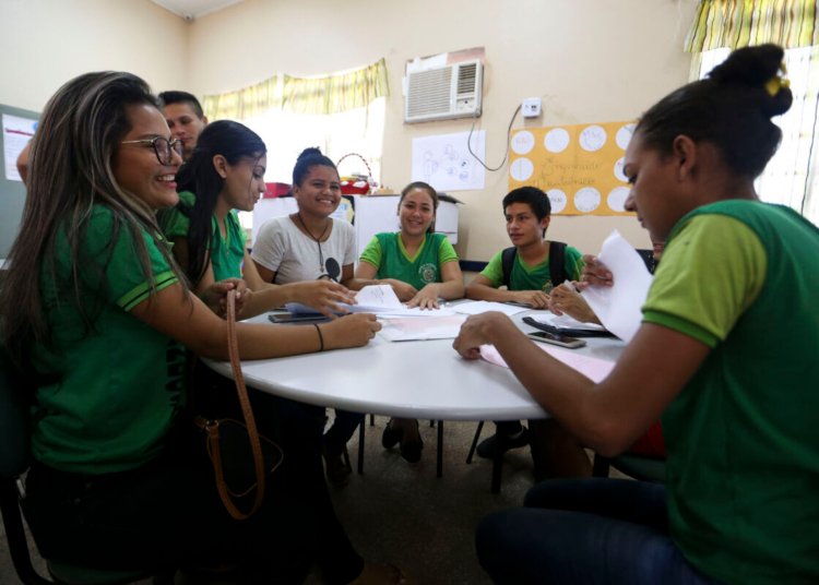 Pé-de-Meia libera quarta parcela para estudantes nascidos em setembro e outubro nesta sexta