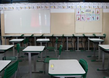 Bloqueio de recursos federais ameaça redes de ensino que perderem prazo de equidade