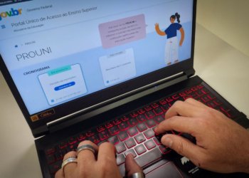 Candidatos do Prouni 2026/2 têm até sexta-feira para entregar documentos da primeira chamada