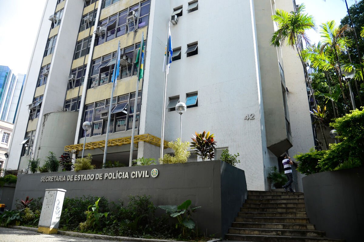 Carlos Alberto Freire Neto morre após ataque a tiros contra agentes na Zona Norte do Rio