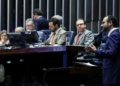 Debate sobre fim da escala 6x1 no Senado revela impasse entre produtividade e qualidade de vida