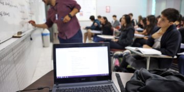 Fies exige complementação de cadastro para assegurar vaga no segundo semestre