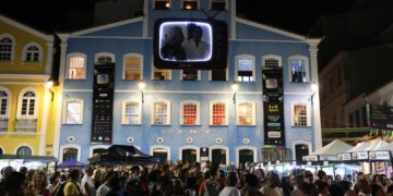 Flipelô celebra dez anos de história com mais de 500 autores no Centro Histórico de Salvador