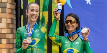 Jerusa Geber conquista prata no ciclismo em estreia dourada do Brasil na Colômbia
