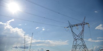 Leilão de energia de transmissão viabiliza R$ 1,8 bilhão para obras em três estados