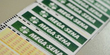 Mega-Sena acumula prêmio de R$ 38 milhões para sorteio na noite desta terça-feira